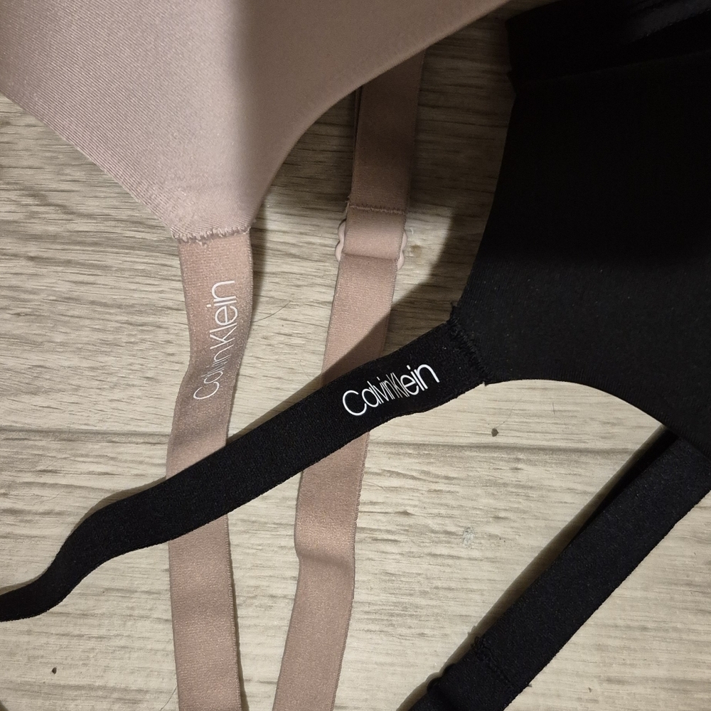 Calvin Klein Black and Tan Bras - Picture 3 of 7